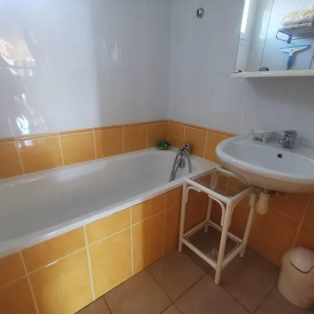 5045 Domaine Des Vignes 16 Hotel Agde